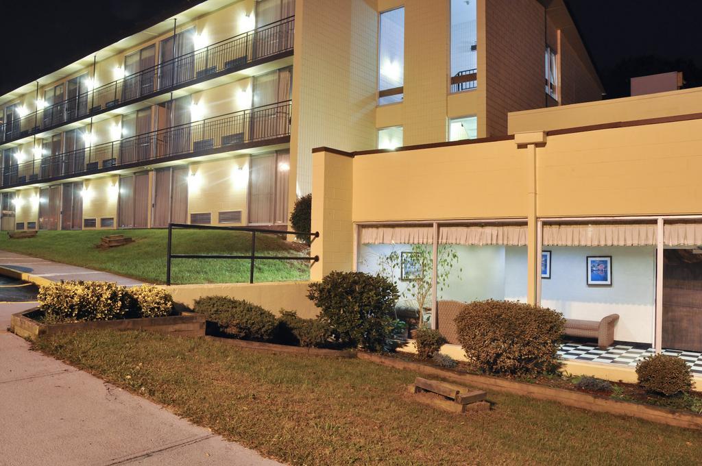 Best Western Niantic - New London, Mystic Area Dış mekan fotoğraf